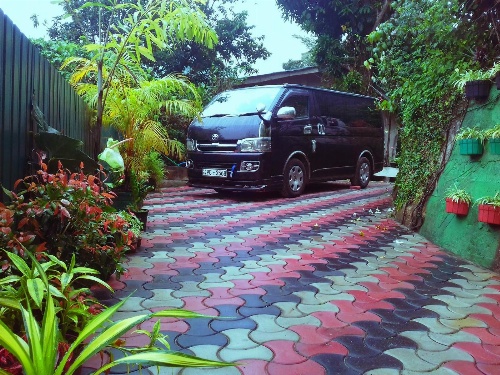 Jaya Tomodachi image 4